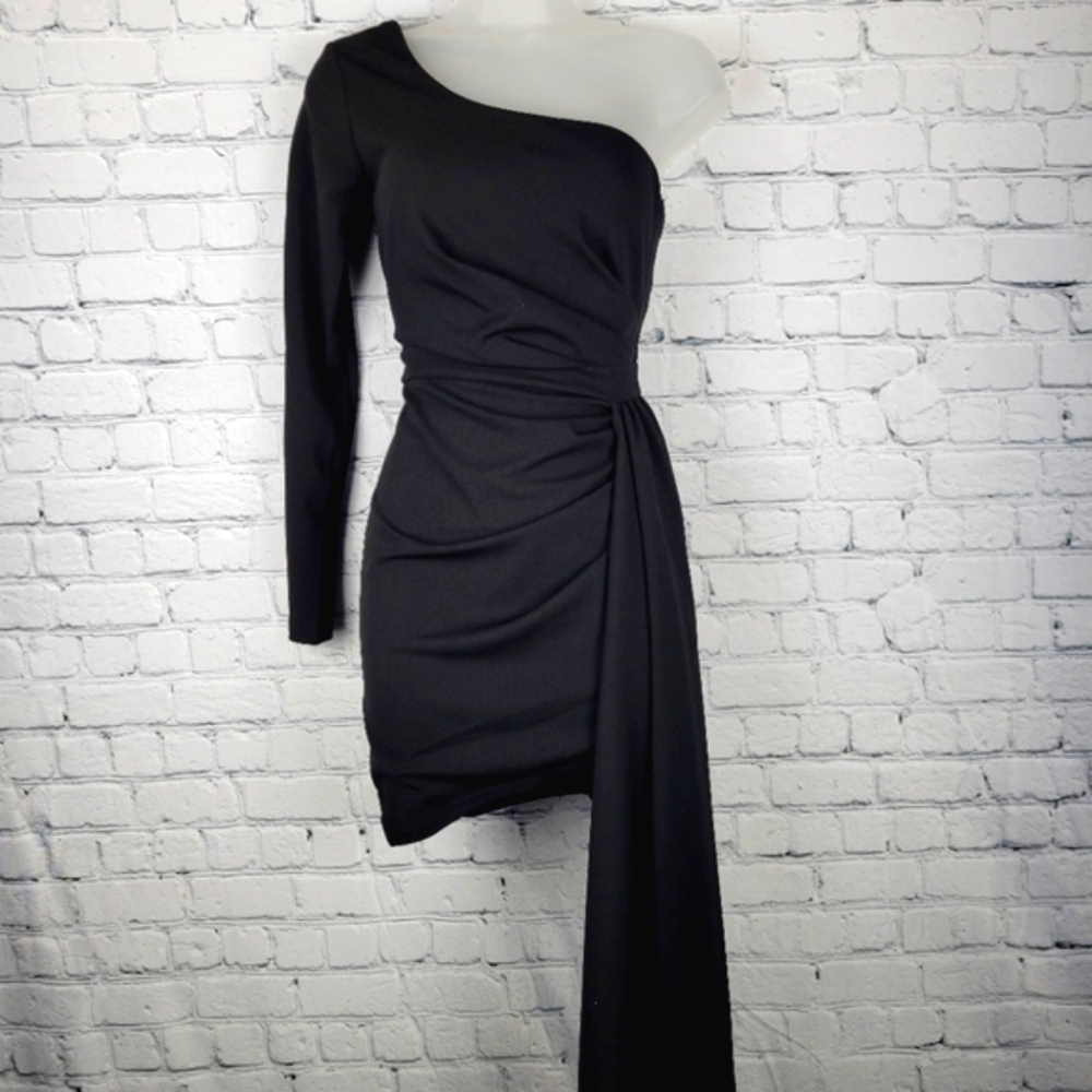 NWT Windsor Size S One-Shoulder Asymmetrical Mini Dress